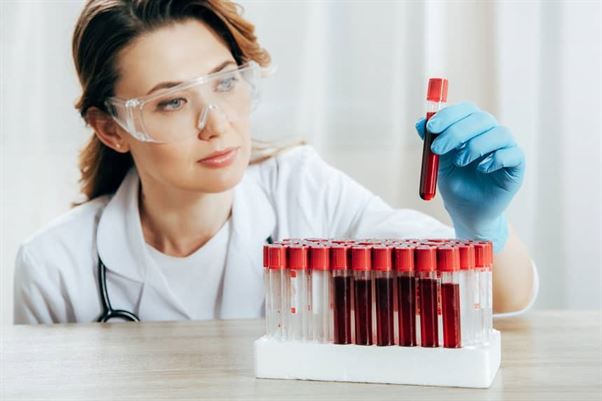Badania krwi. jak analizować podstawowe wyniki