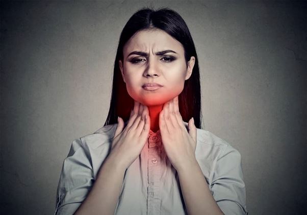Zapalenie gardła – przyczyny, objawy i leczenie